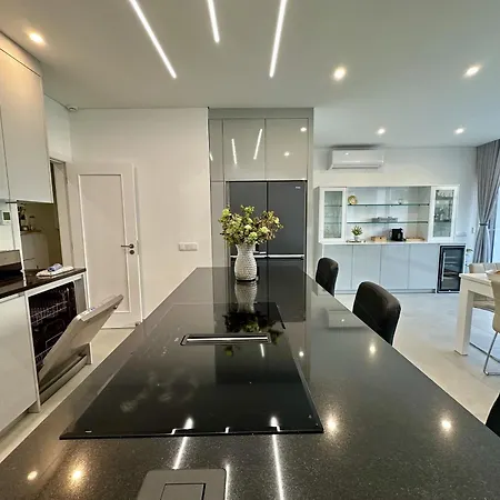 Deluxe With Pool By Homing Apartment Quarteira