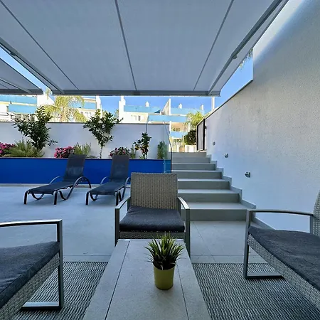 Apartment Deluxe 1 With Pool By Homing Quarteira