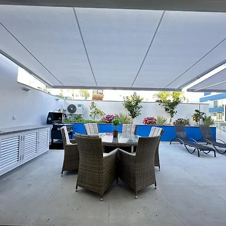 Apartment Deluxe 1 With Pool By Homing Quarteira
